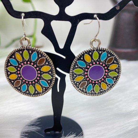 Silver Tone Enamel Pierced Earrings - Picture 6 of 9